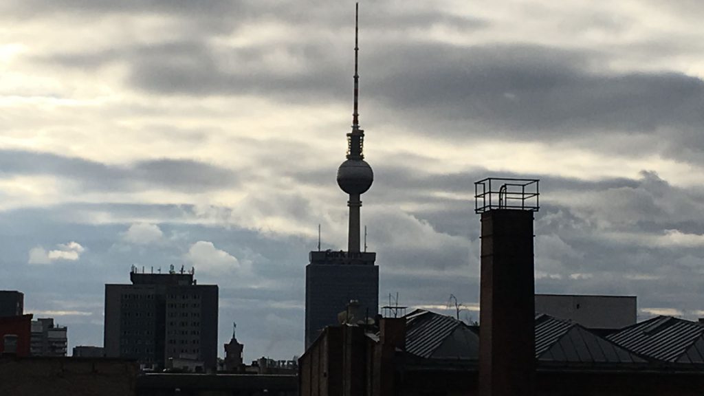 Holiday Yoga Reisen - Der Himmel über Berlin